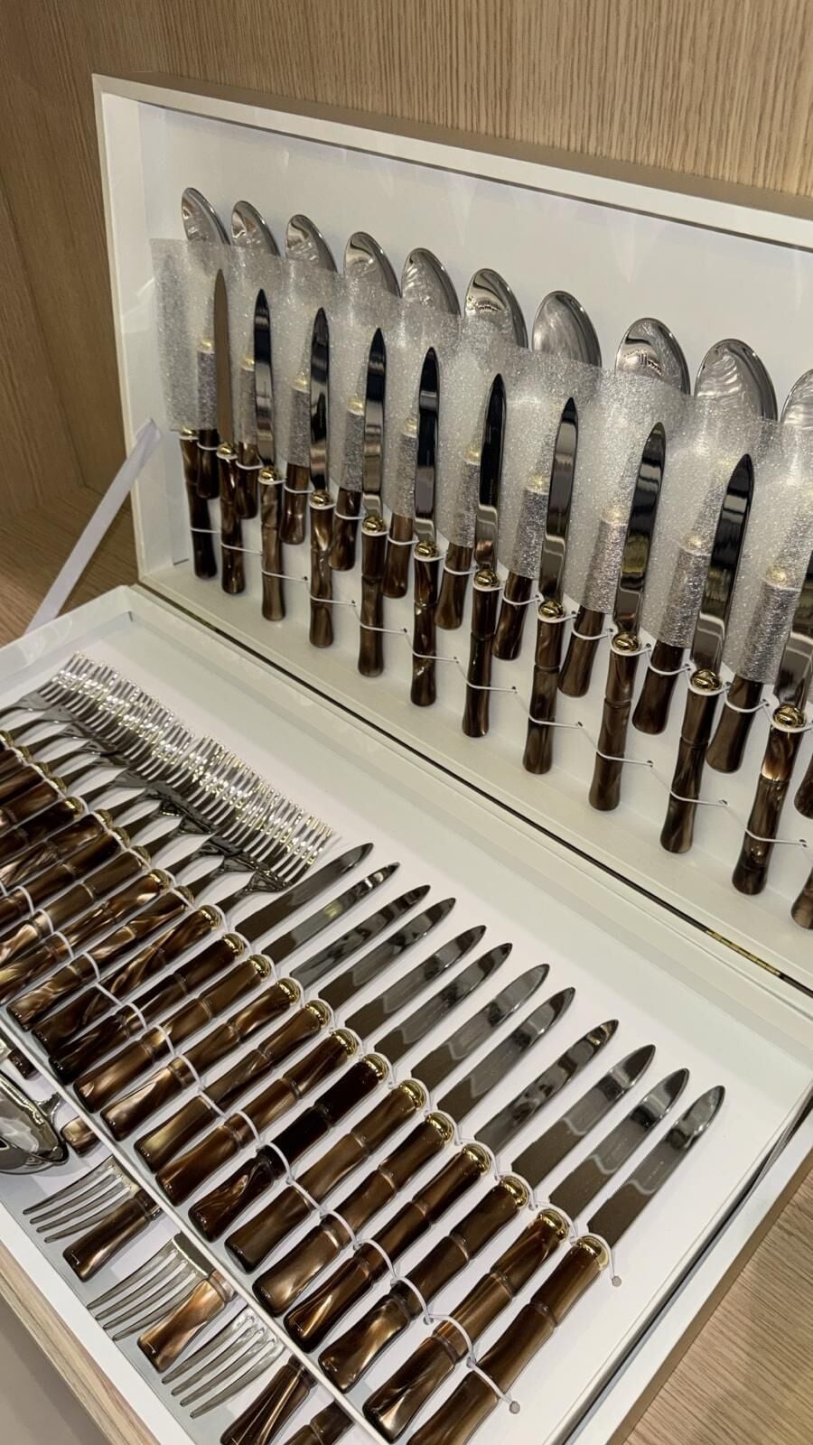 Rivadossi Bamboo Ring Kahverengi 75 Parça Çatal Bıçak Seti