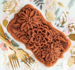 Nordicware Kırçiceği Kek Kalıbı Bronz