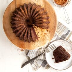 Nordicware Brillance Bundt Kek Kalıbı - 5 Cup Gold