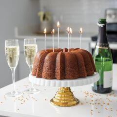 Nordicware 60. Yıl Özel Bundt Kek Kalıbı - 12 Cup Gold