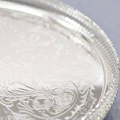 Queen Anne İngiliz Gümüşü Ayaklı Yuvarlak Sunum Tepsisi 28 cm