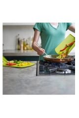 Joseph Joseph Chop2Pot Küçük Katlanır Kesme Tahtası- Yeşil