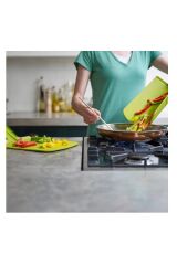 Joseph Joseph Chop2Pot Küçük Katlanır Kesme Tahtası- Yeşil