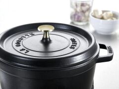 Staub La Cocotte Döküm Tencere Siyah 24 cm 3,7 lt Yuvarlak