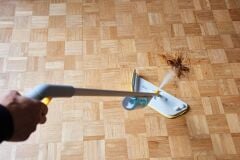 Joseph Joseph CleanTech 2 si 1 Arada Sprey Mop