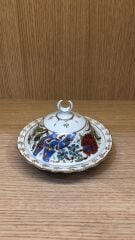 Güral Porselen Nazende El Dekoru Altın Yaldızlı 13 Cm Şekerlik