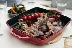 Staub LA COCOTTE Izgara Tava Döküm Demir 33 cm Kiraz