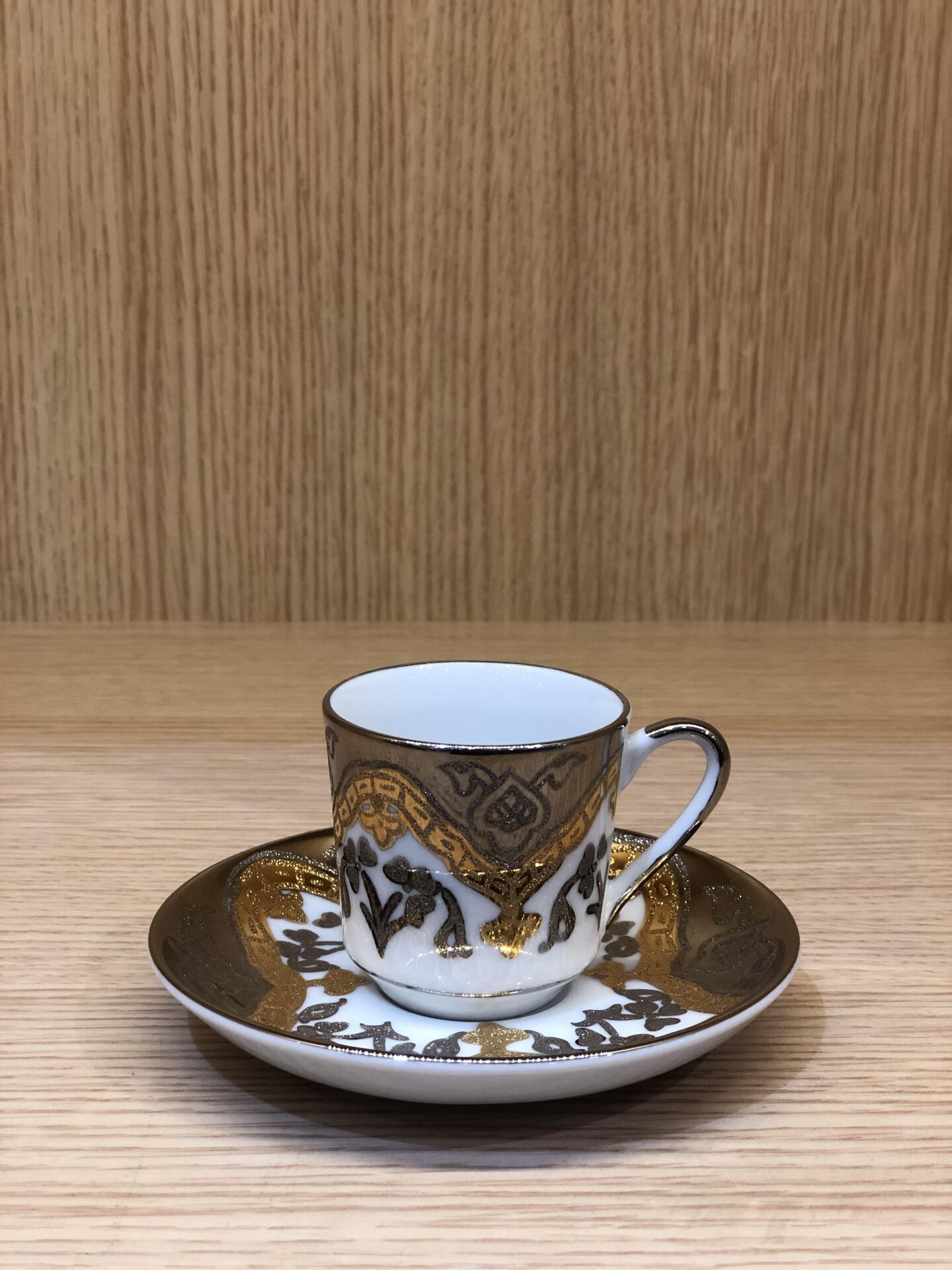 GÜRAL PORSELEN EL DEKORU ALTIN YALDIZLI TURK KAHVE FINCAN SETİ