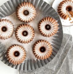 Nordicware 6'lı Mini Brilliance Kek Kalıbı