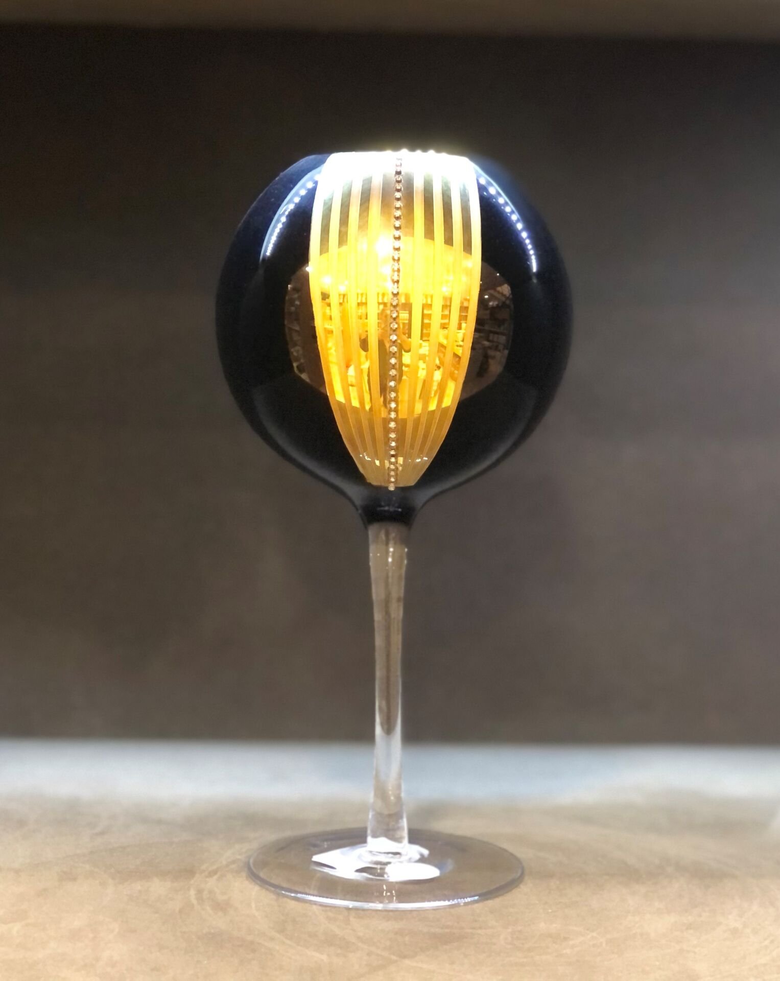 DECORİUM SİYAH-ALTIN TAŞLI MUMLUK