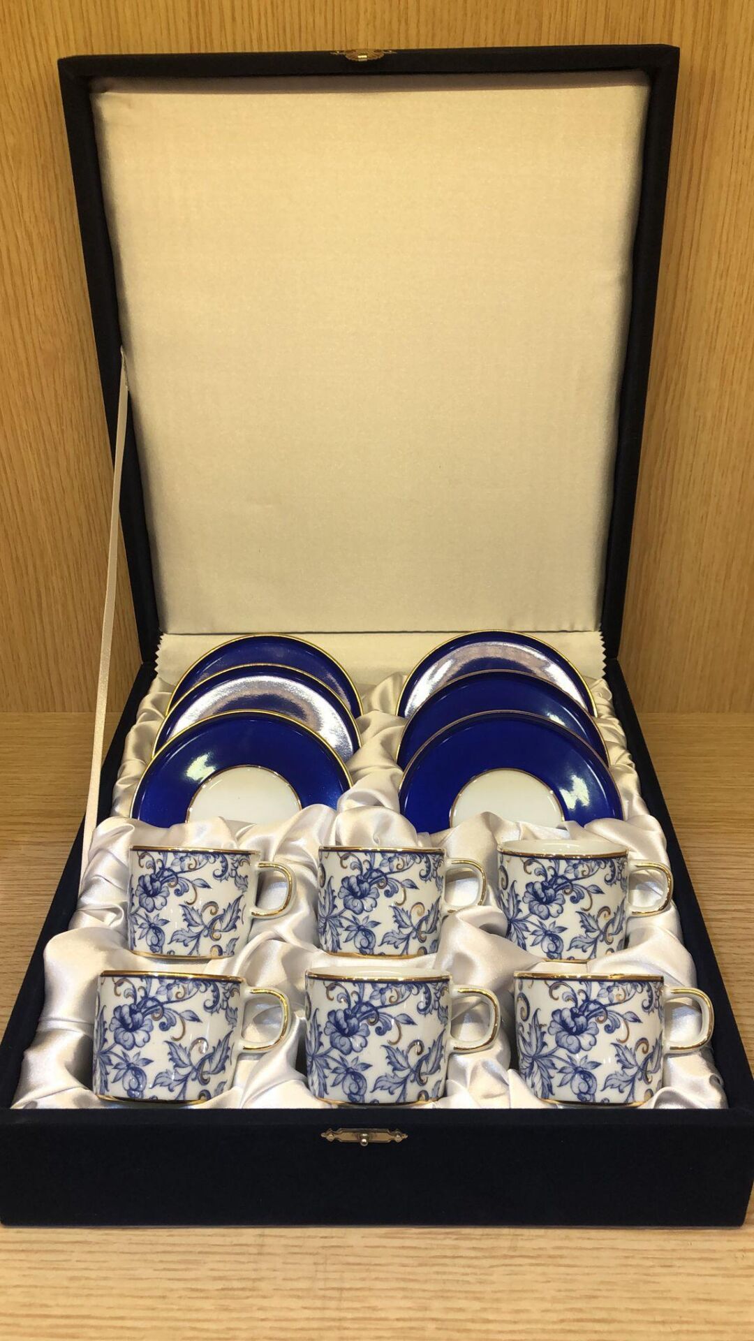 Güral Porselen Altın Yaldızlı  El Dekoru 6 Kişilik Türk Kahve Fincan Takımı