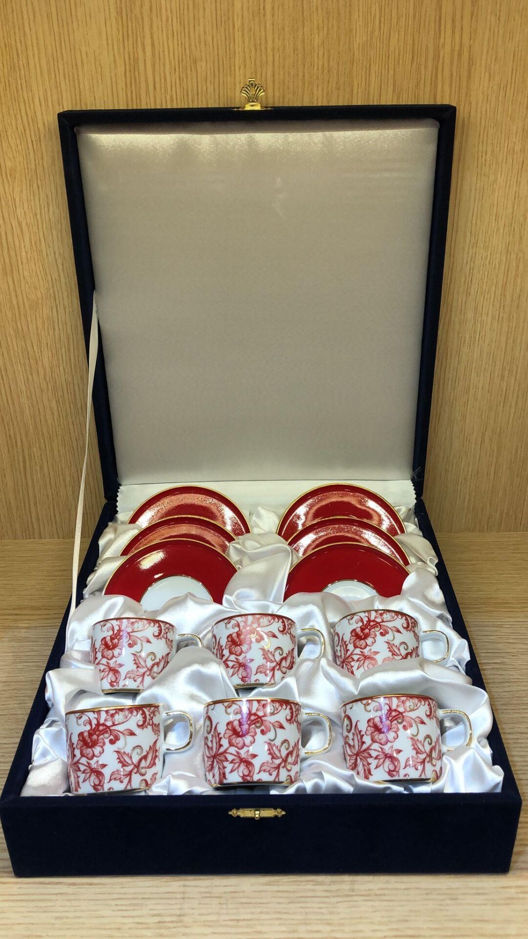 Güral Porselen Altın Yaldızlı  El Dekoru 6 Kişilik Türk Kahve Fincan Takımı