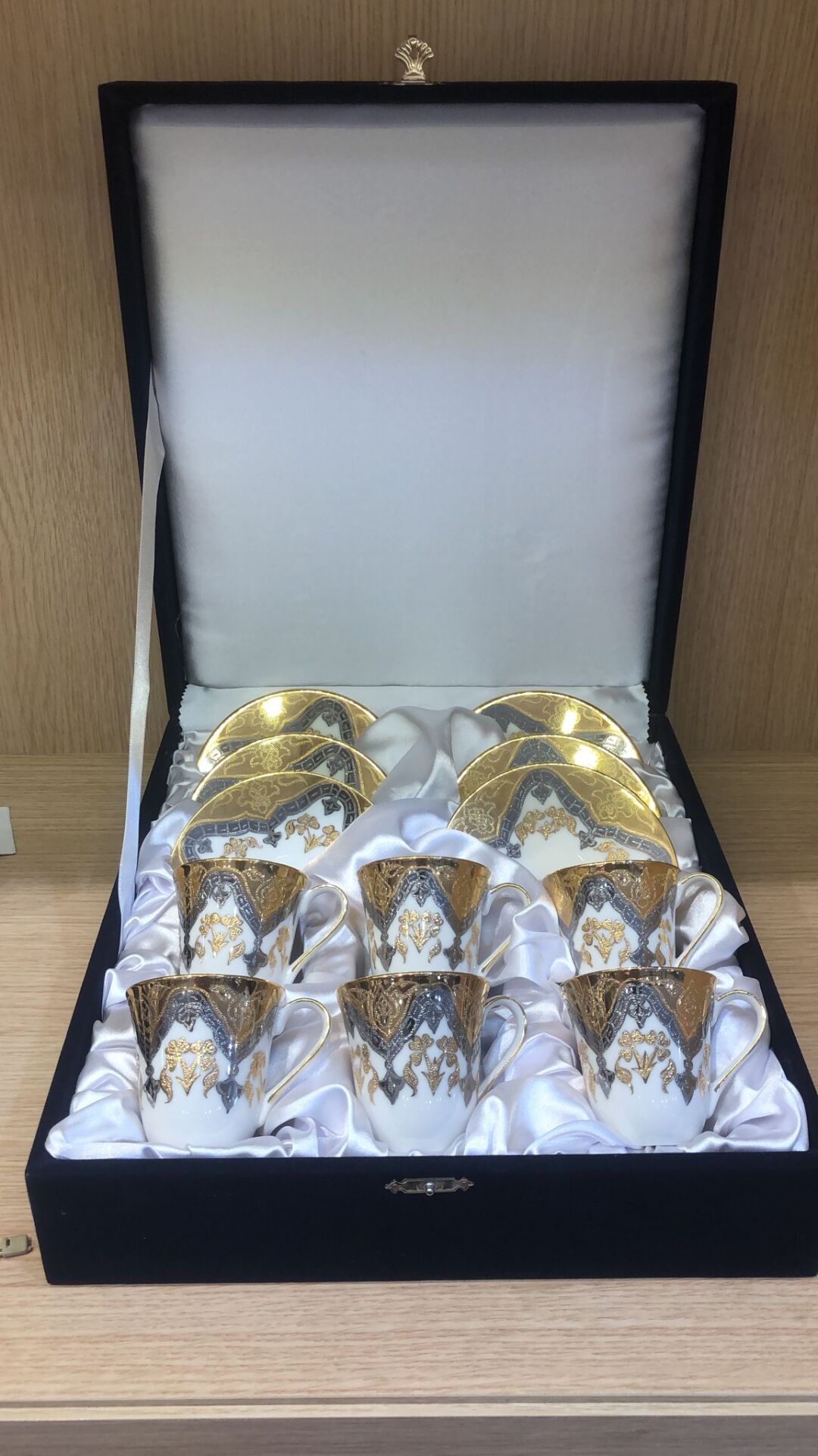 Güral Porselen İnce Porselen Altın Yaldızlı El Dekoru 6 Kişilik Türk Kahve Fincan Takımı