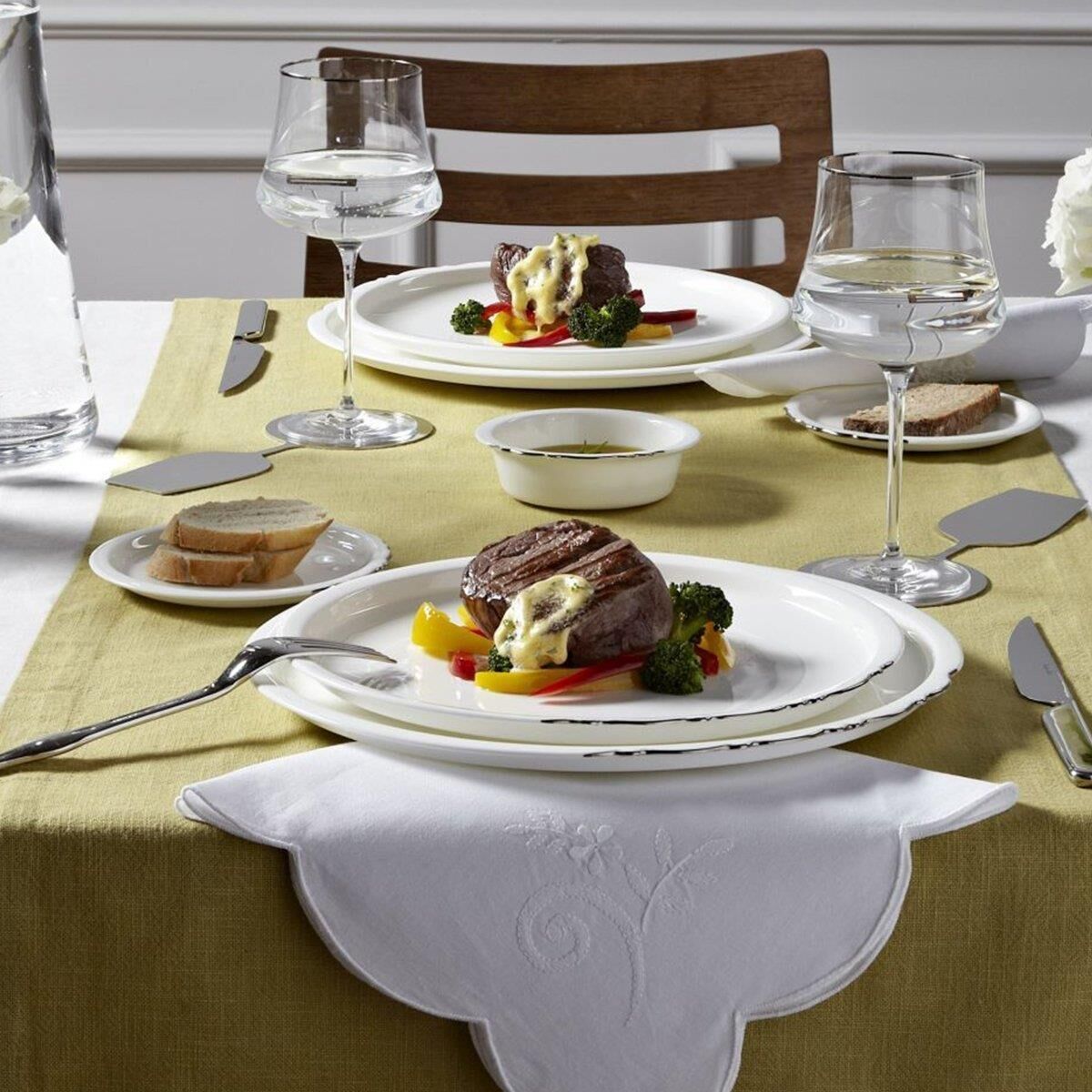 Koleksiyon Eser-i İstanbul 55 parça 12 Kişilik Yemek Takımı Platin