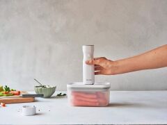 Zwilling Fresh&Save Vakumlu Saklama Kabı Seti S/M/L 3 Parça Plastik Yarı Şeffaf Gri