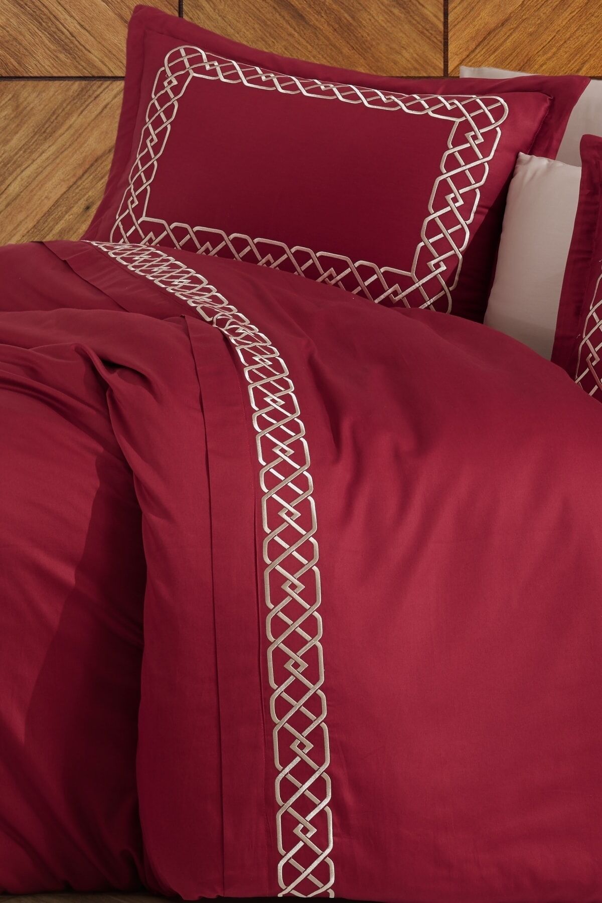 NAZİK HOME VİENZA BORDO NEVRESİM TAKIMI ÇK