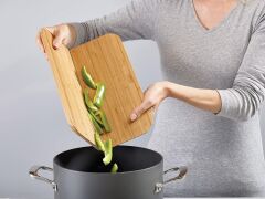 Joseph Joseph Chop2Pot Bambu Büyük Katlanır Kesme Tahtası