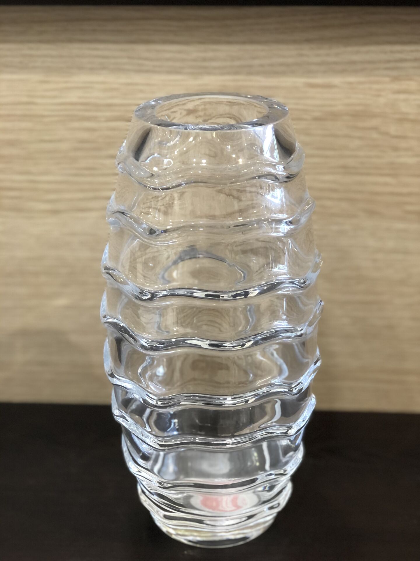 PAŞABAHÇE DALGALI KÜÇÜK BEYAZ VAZO