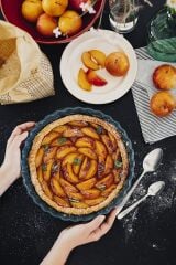 Emile Henry Tart-Börek-Flan Kabı Yuvarlak 28 cm Mavi/Blue Flame